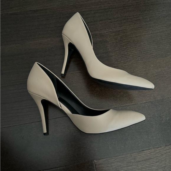 Aldo Tan Heels - Picture 3 of 11